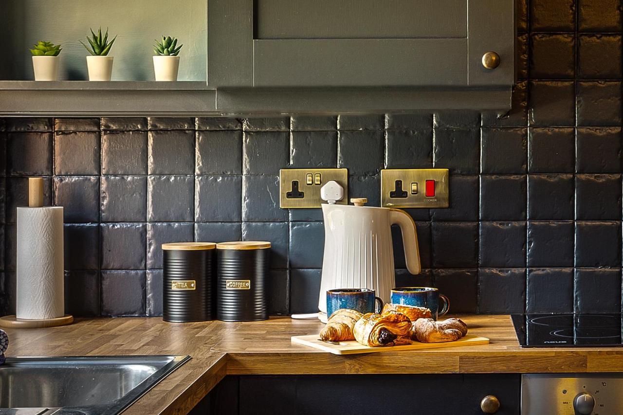 Stylish Romantic Country Escape Near Chester Christleton 外观 照片