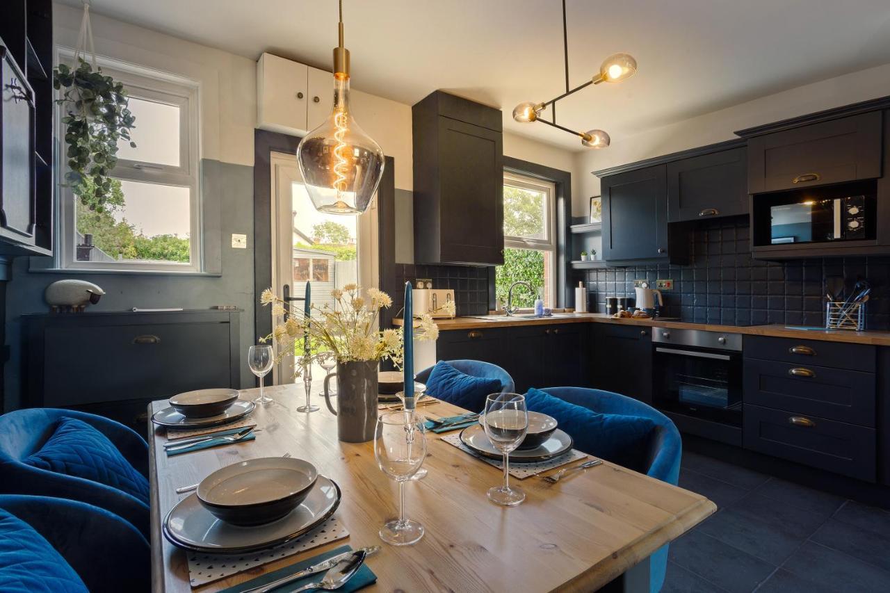 Stylish Romantic Country Escape Near Chester Christleton 外观 照片
